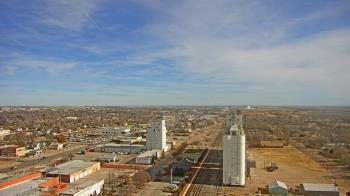 Weather camera view of Garden City Coop Inc - city center.