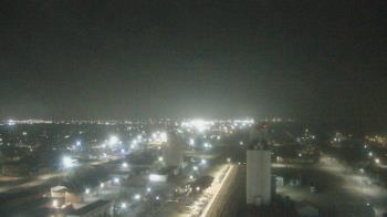 Weather camera view of Garden City Coop Inc - city center.