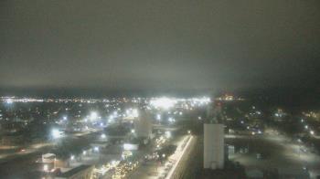 Weather camera view of Garden City Coop Inc - city center.