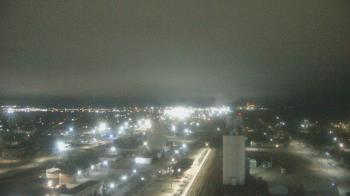 Weather camera view of Garden City Coop Inc - city center.