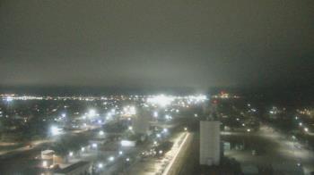 Weather camera view of Garden City Coop Inc - city center.