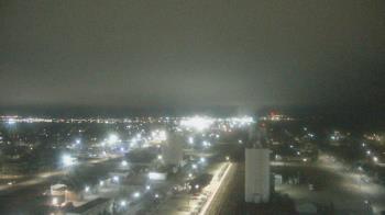 Weather camera view of Garden City Coop Inc - city center.