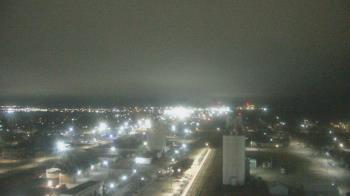 Weather camera view of Garden City Coop Inc - city center.