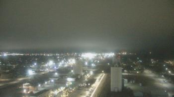 Weather camera view of Garden City Coop Inc - city center.