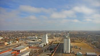 Weather camera view of Garden City Coop Inc - city center.