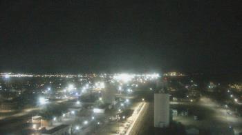 Weather camera view of Garden City Coop Inc - city center.