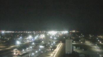 Weather camera view of Garden City Coop Inc - city center.