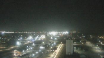 Weather camera view of Garden City Coop Inc - city center.
