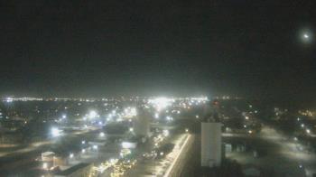 Weather camera view of Garden City Coop Inc - city center.