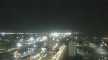 Weather camera view of Garden City Coop Inc - city center.