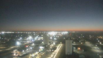 Weather camera view of Garden City Coop Inc - city center.