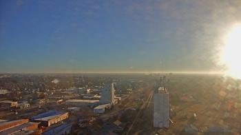 Weather camera view of Garden City Coop Inc - city center.