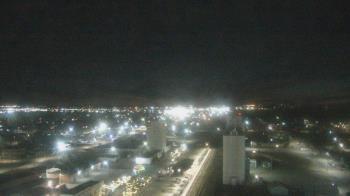 Weather camera view of Garden City Coop Inc - city center.