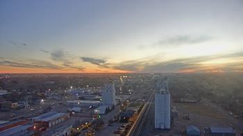 Weather camera view of Garden City Coop Inc - city center.