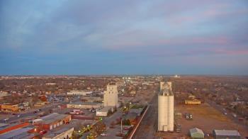 Weather camera view of Garden City Coop Inc - city center.