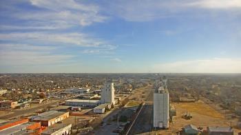 Weather camera view of Garden City Coop Inc - city center.