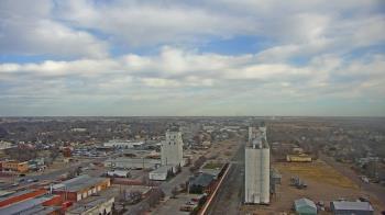 Weather camera view of Garden City Coop Inc - city center.