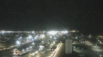 Weather camera view of Garden City Coop Inc - city center.