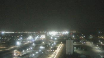 Weather camera view of Garden City Coop Inc - city center.
