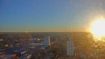 Weather camera view of Garden City Coop Inc - city center.