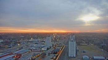 Weather camera view of Garden City Coop Inc - city center.