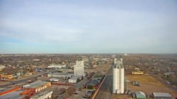 Weather camera view of Garden City Coop Inc - city center.