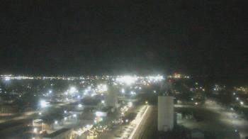 Weather camera view of Garden City Coop Inc - city center.