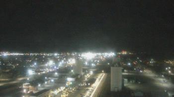 Weather camera view of Garden City Coop Inc - city center.
