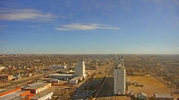 Weather camera view of Garden City Coop Inc - city center.