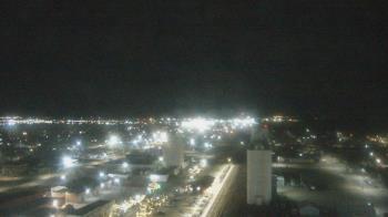 Weather camera view of Garden City Coop Inc - city center.