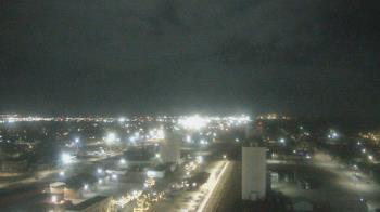 Weather camera view of Garden City Coop Inc - city center.