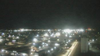 Weather camera view of Garden City Coop Inc - city center.