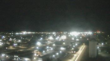 Weather camera view of Garden City Coop Inc - city center.