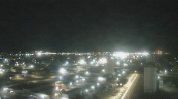 Weather camera view of Garden City Coop Inc - city center.
