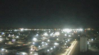 Weather camera view of Garden City Coop Inc - city center.