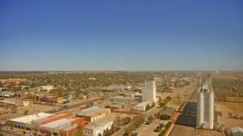 Weather camera view of Garden City Coop Inc - city center.