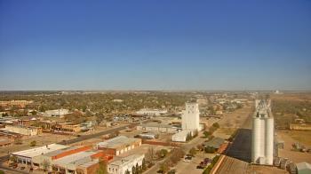 Weather camera view of Garden City Coop Inc - city center.