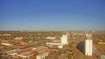 Weather camera view of Garden City Coop Inc - city center.