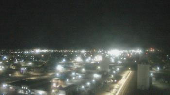 Weather camera view of Garden City Coop Inc - city center.