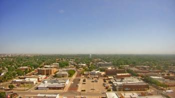 Weather camera view of Garden City Coop Inc - city center.
