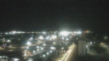 Weather camera view of Garden City Coop Inc - city center.