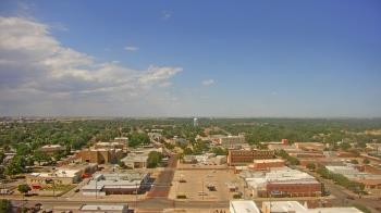 Weather camera view of Garden City Coop Inc - city center.