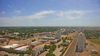 Weather camera view of Garden City Coop Inc - city center.