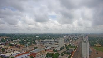 Weather camera view of Garden City Coop Inc - city center.