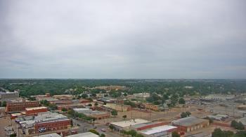 Weather camera view of Garden City Coop Inc - city center.