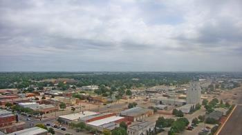 Weather camera view of Garden City Coop Inc - city center.