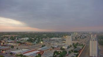 Weather camera view of Garden City Coop Inc - city center.