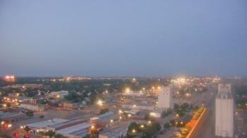 Weather camera view of Garden City Coop Inc - city center.