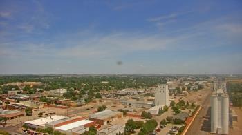 Weather camera view of Garden City Coop Inc - city center.