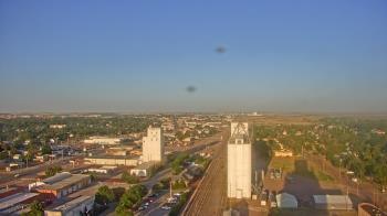 Weather camera view of Garden City Coop Inc - city center.